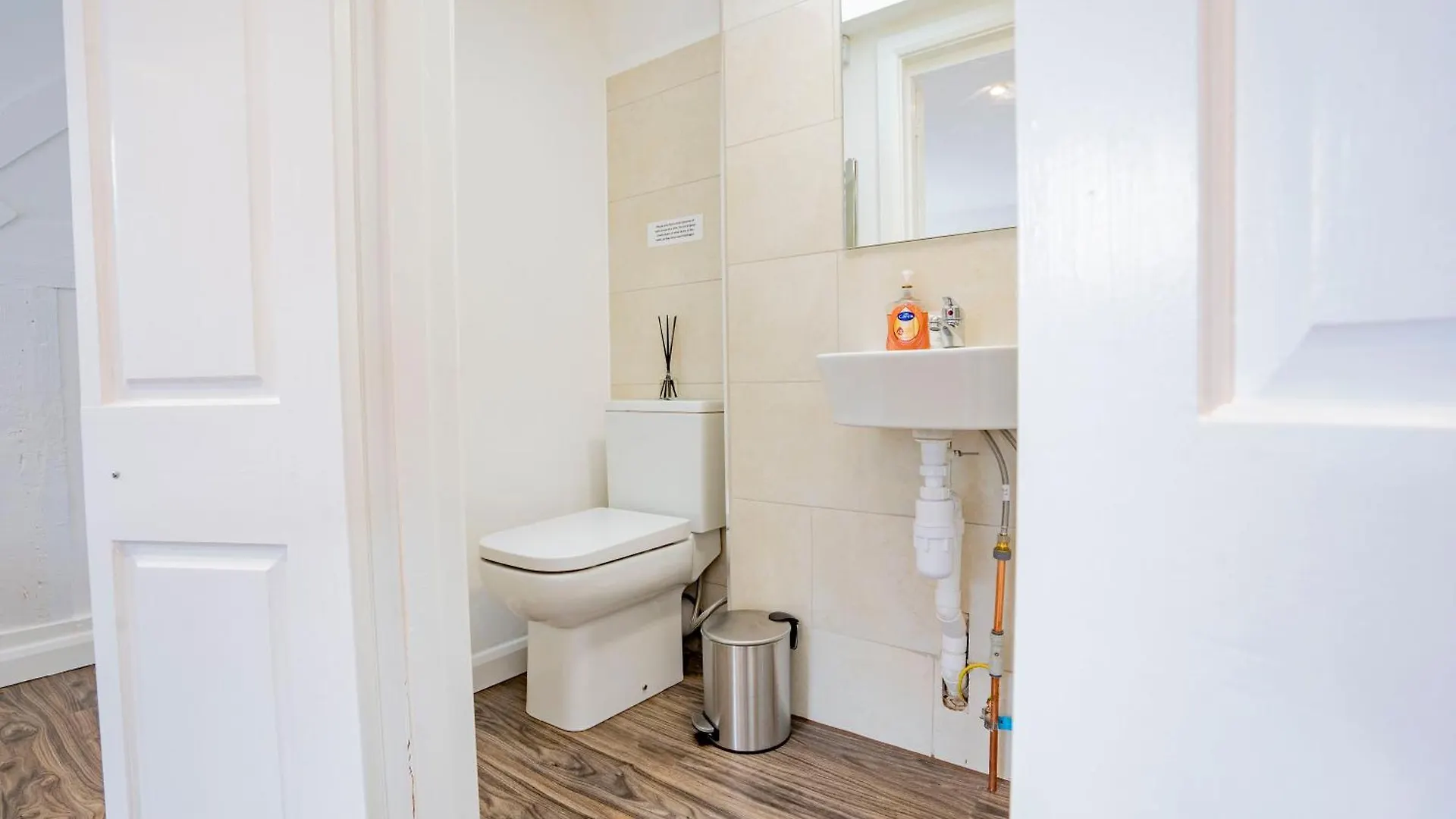 Ideal Uxbridge Hub, 3 Bed Flat Next To The Station United Kingdom