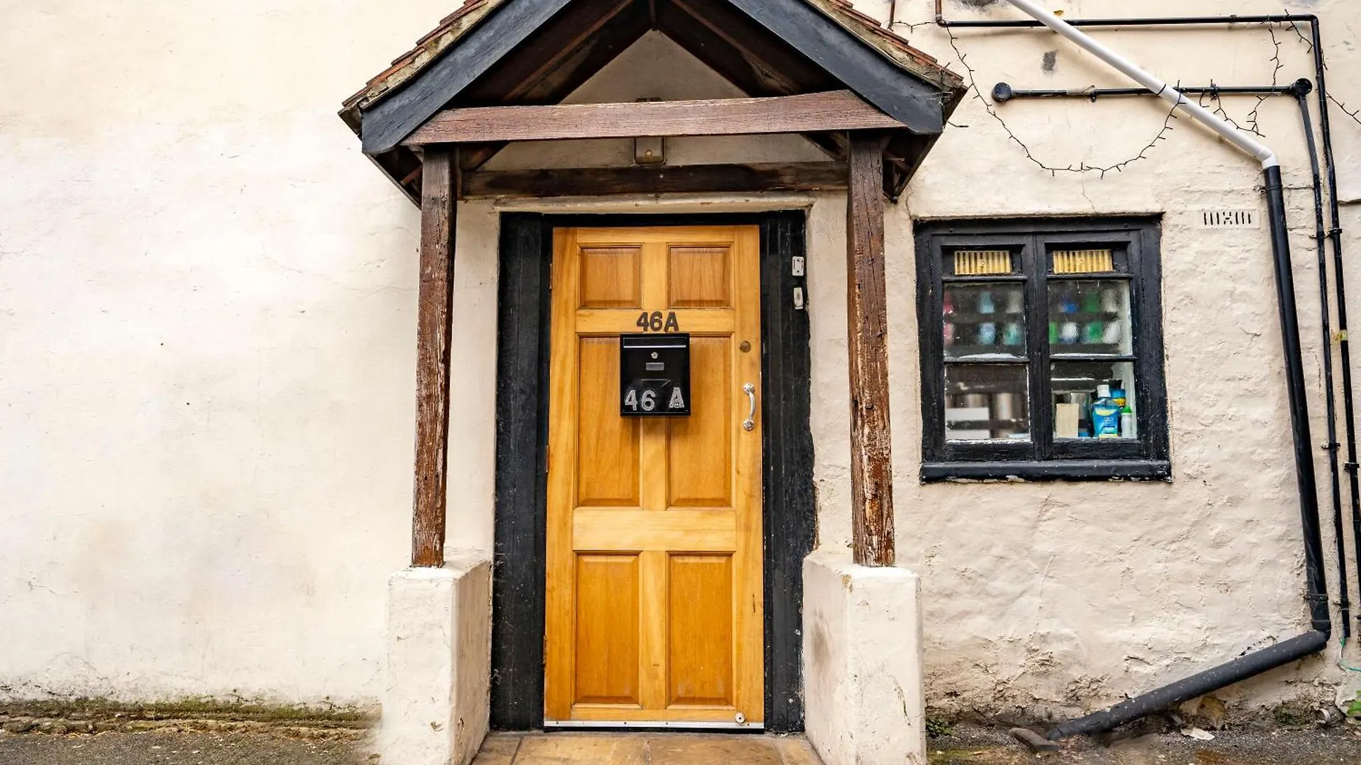 Ideal Uxbridge Hub, 3 Bed Flat Next To The Station Великобритания
